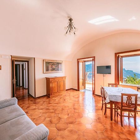 Appartamento Anna In Villa Laura Scala Luaran gambar