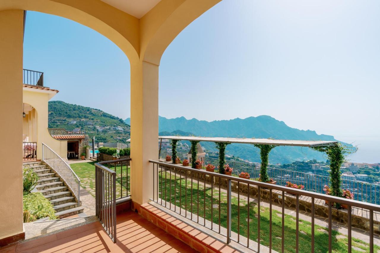 Appartamento Anna In Villa Laura Scala Luaran gambar