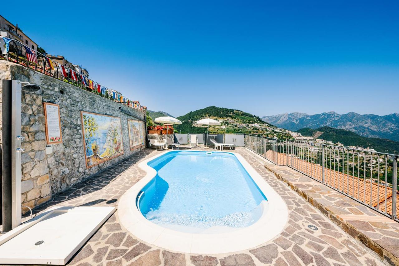 Appartamento Anna In Villa Laura Scala Luaran gambar
