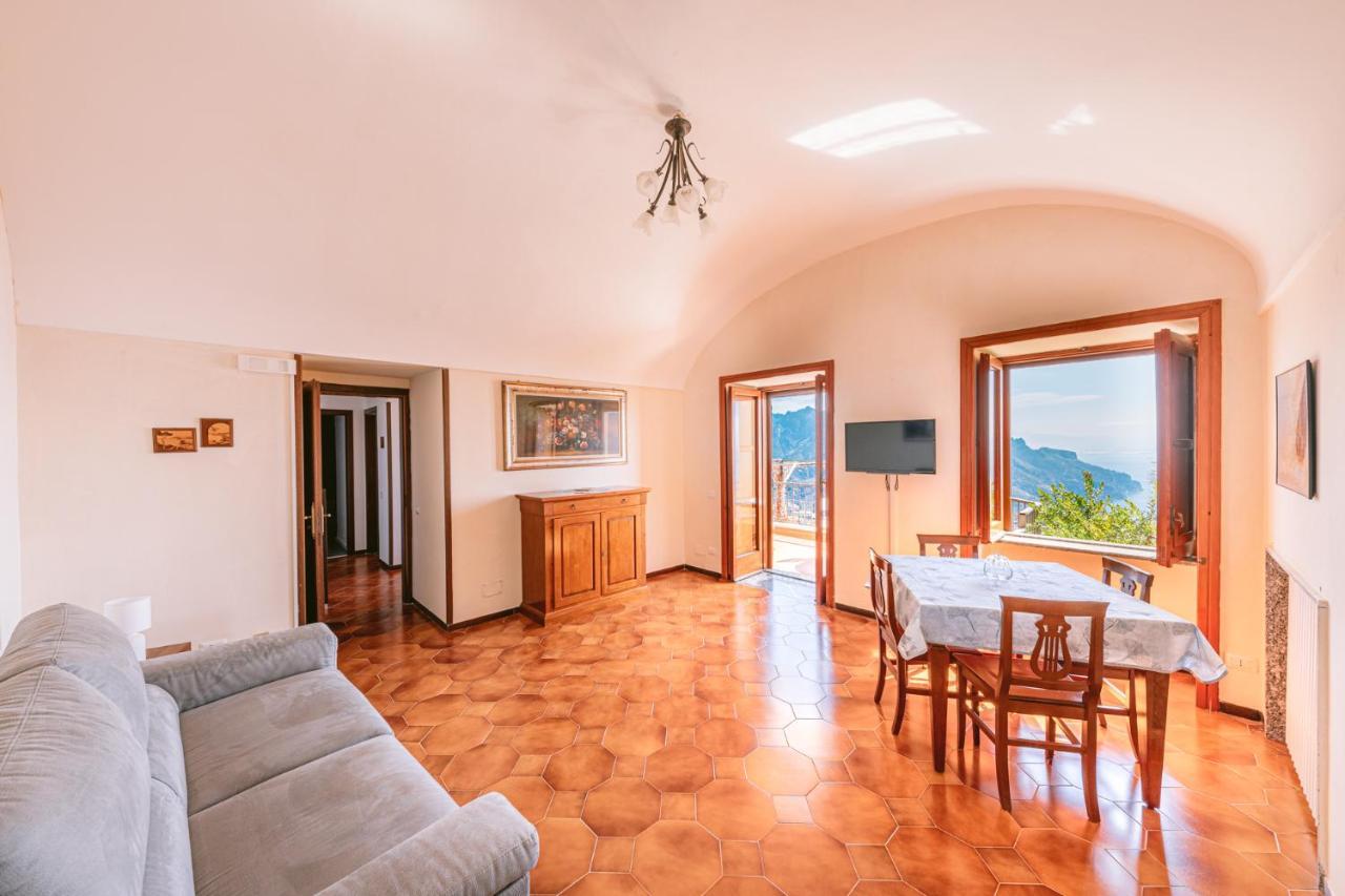 Appartamento Anna In Villa Laura Scala Luaran gambar