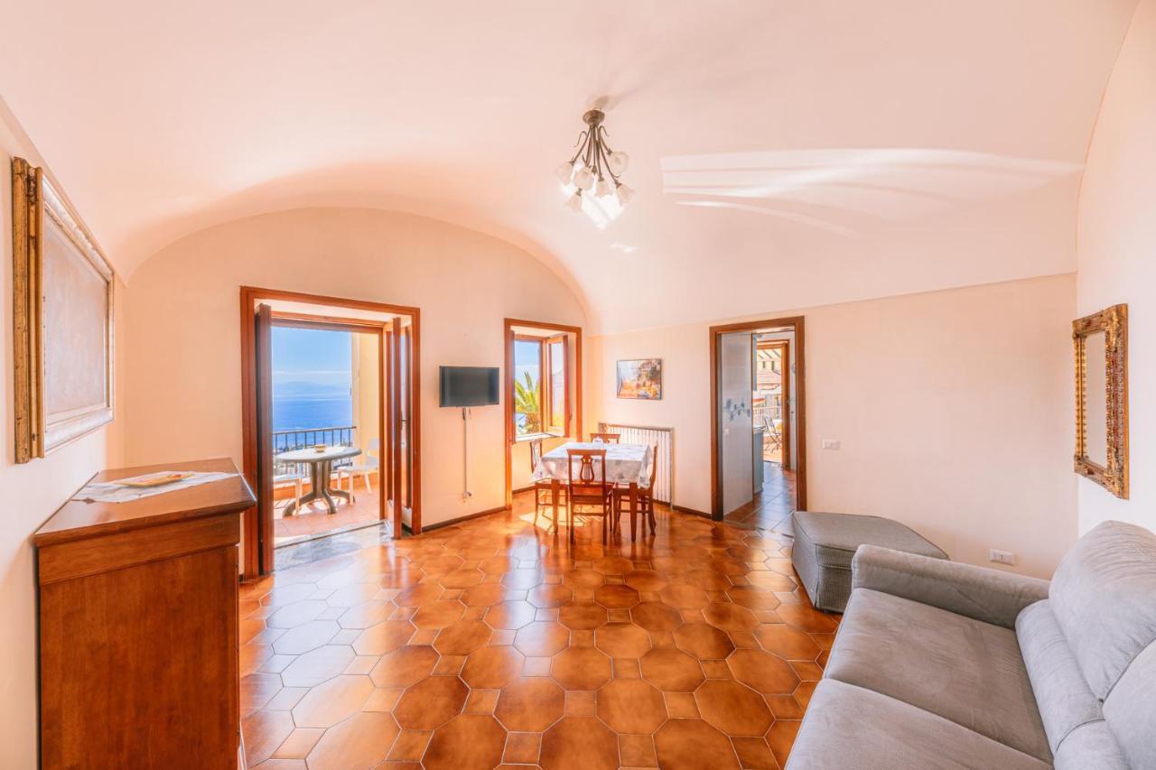 Appartamento Anna In Villa Laura Scala Luaran gambar